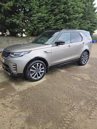 Land Rover Discovery RDYNAMIC SE D M in Antrim