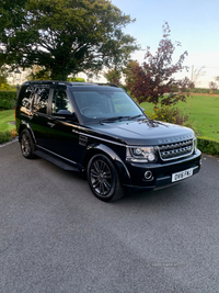 Land Rover Discovery 3.0 SDV6 Graphite 5dr Auto in Down