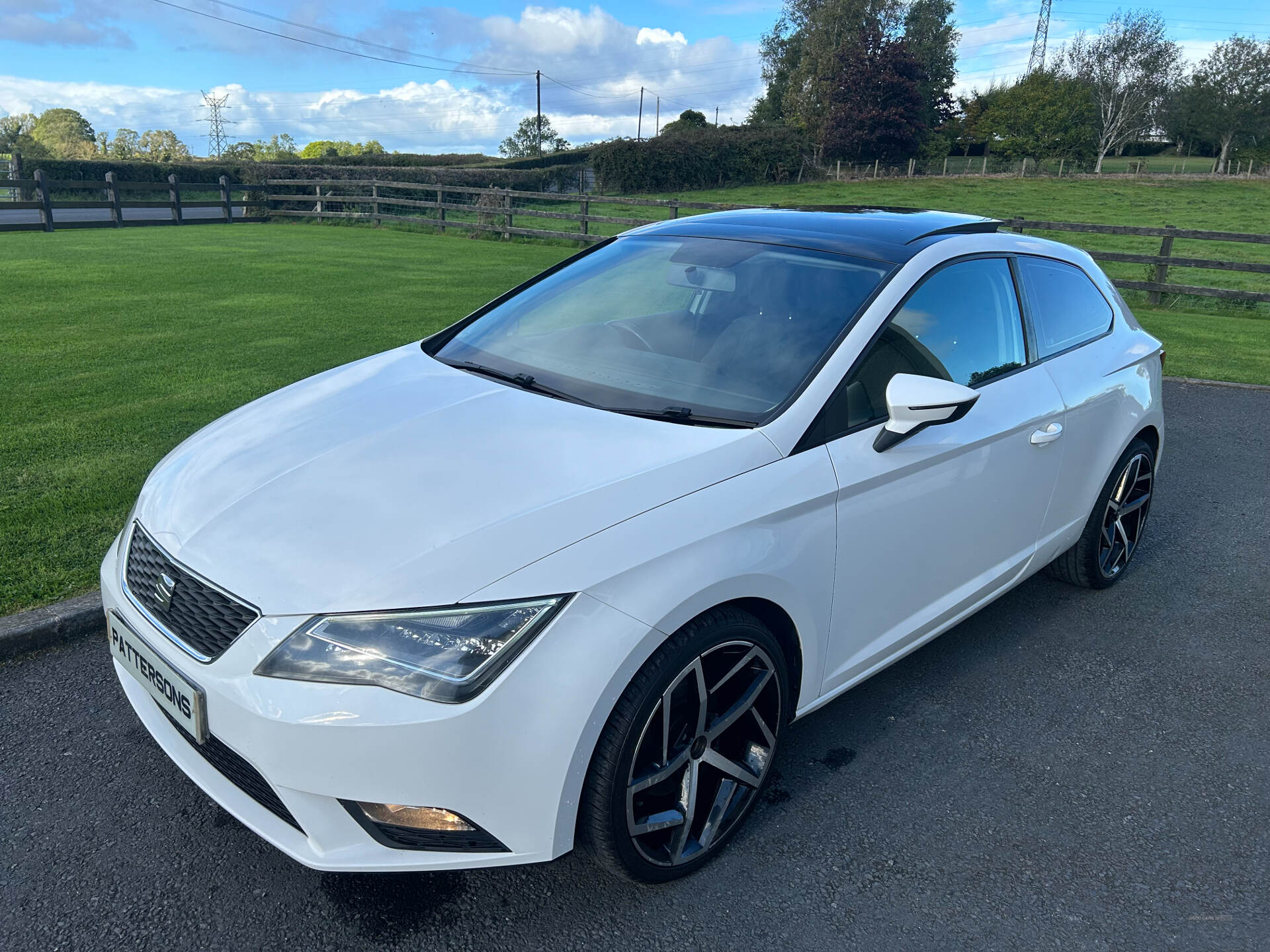 Seat Leon DIESEL SPORT COUPE in Armagh