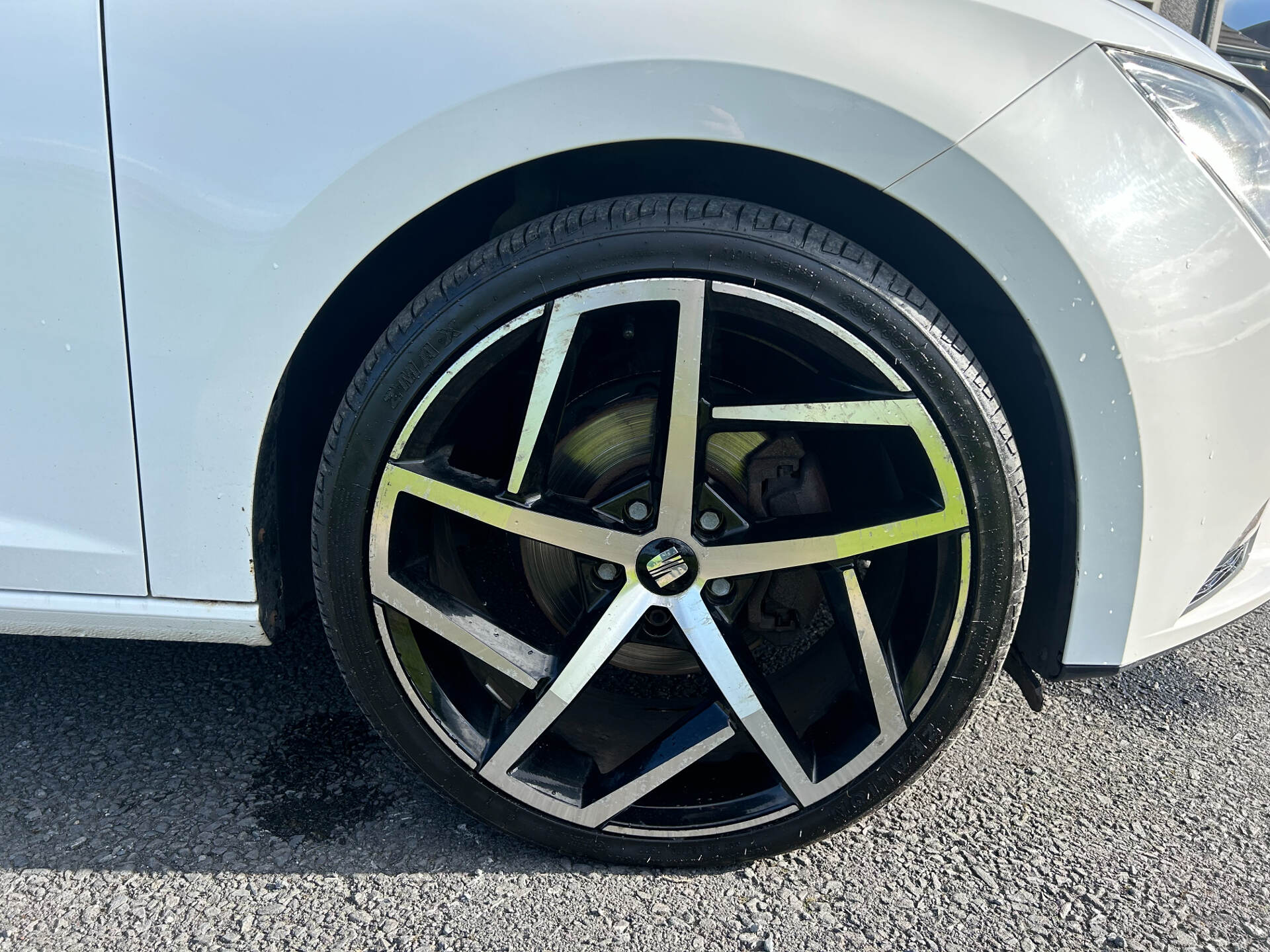 Seat Leon DIESEL SPORT COUPE in Armagh