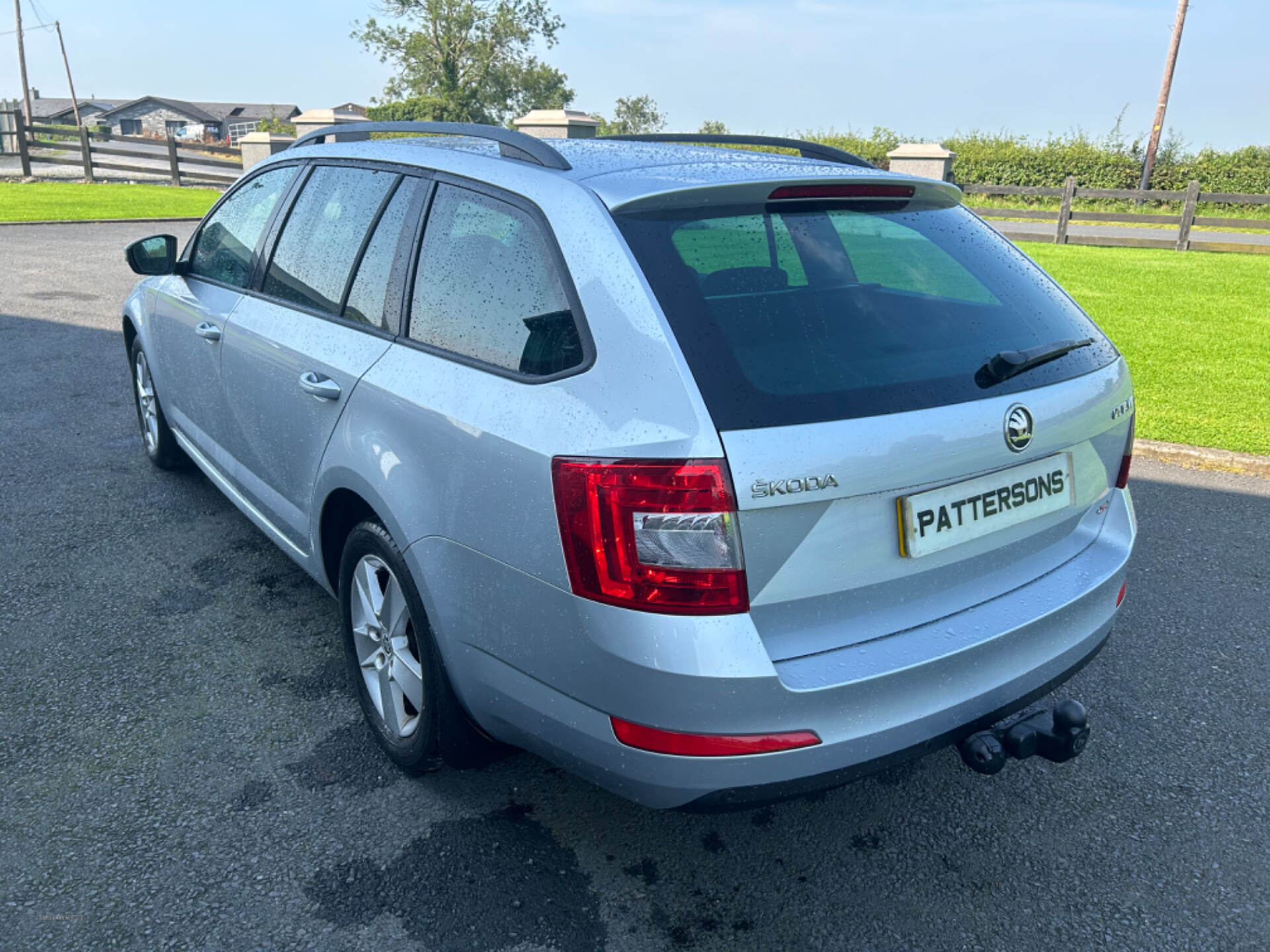 Skoda Octavia DIESEL ESTATE in Armagh