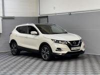 Nissan Qashqai 1.3 DIG-T N-Connecta DCT Auto Euro 6 (s/s) 5dr in Derry / Londonderry