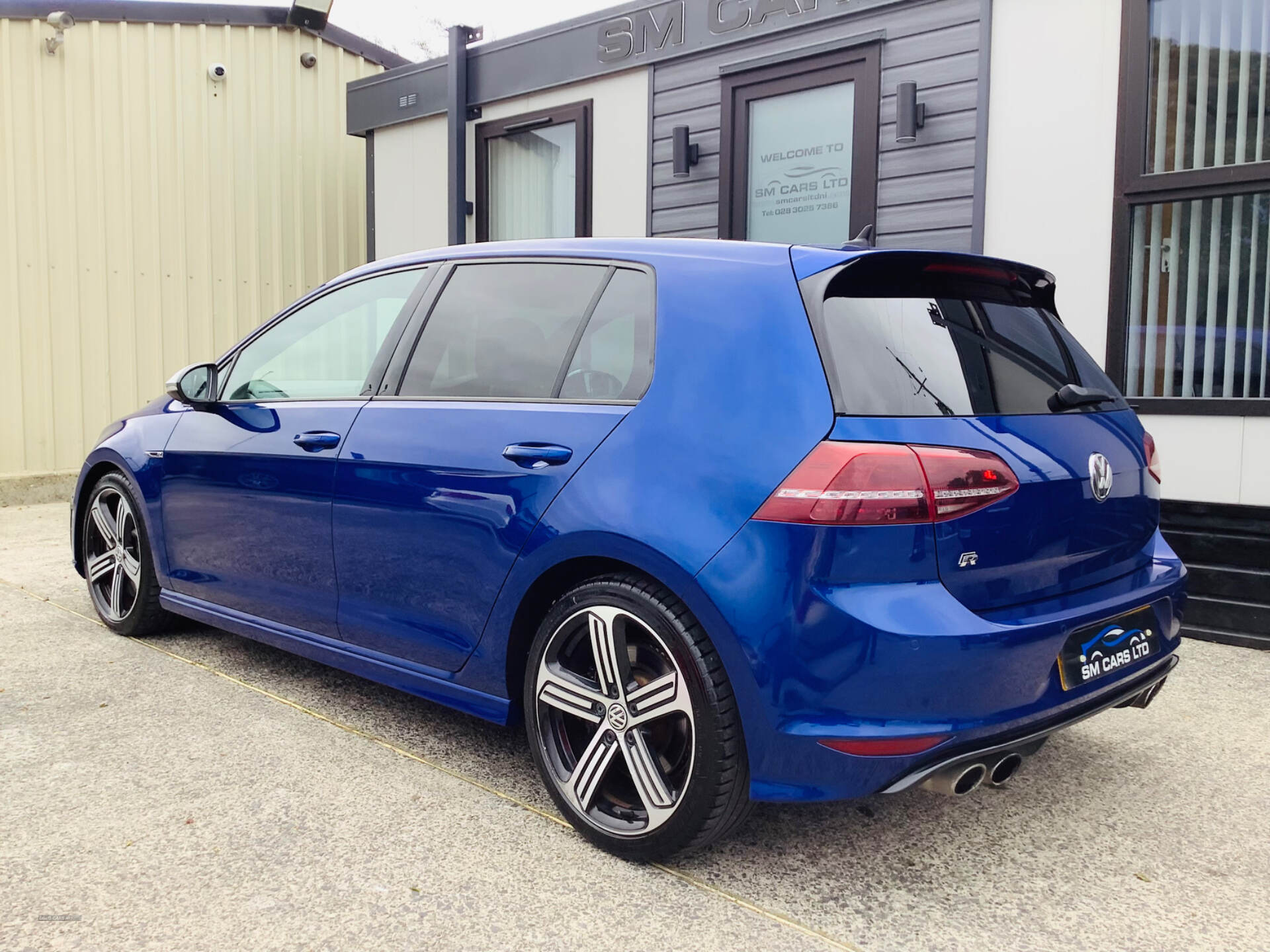 Volkswagen Golf HATCHBACK in Down