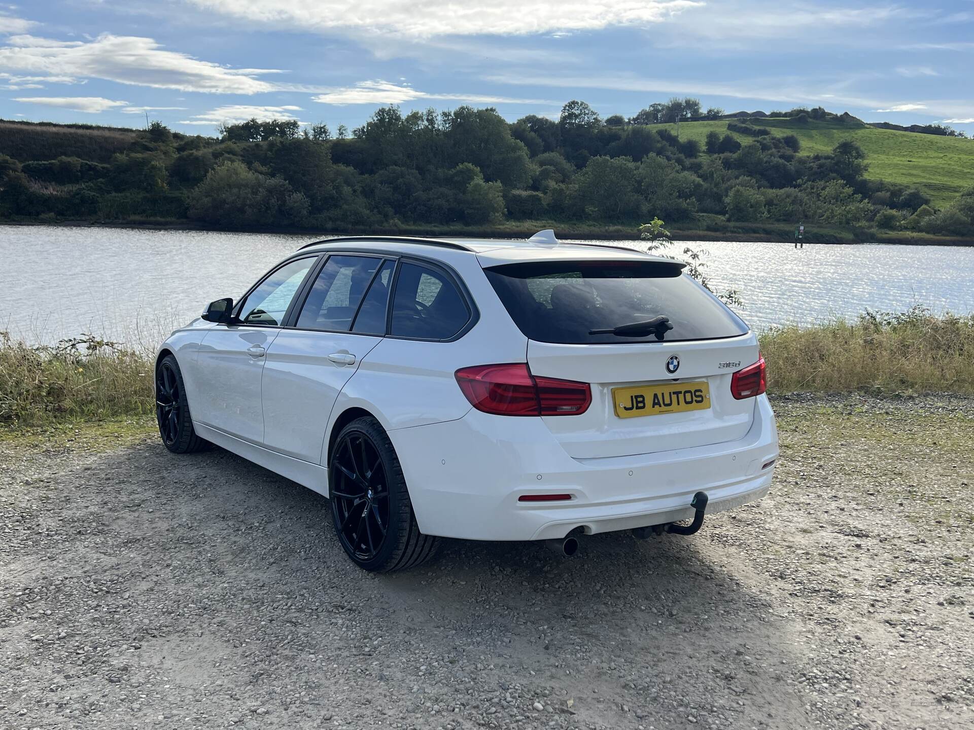 BMW 3 Series DIESEL TOURING in Derry / Londonderry