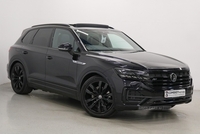 Volkswagen Touareg TDI V6 Black Edition in Down