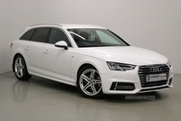 Audi A4 Avant TDI V6 S line in Down