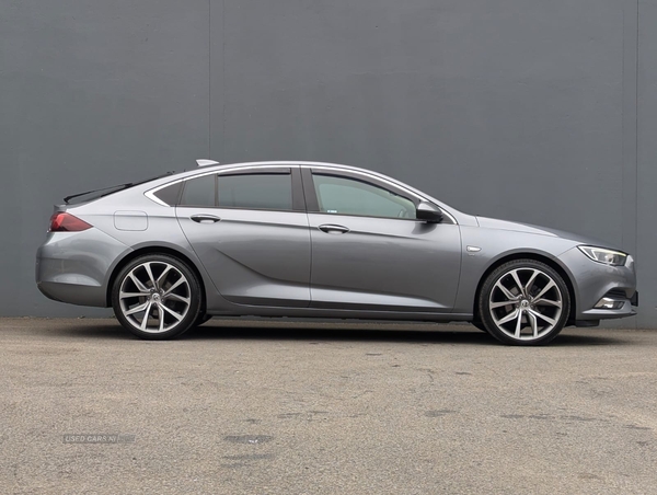 Vauxhall Insignia DIESEL GRAND SPORT in Tyrone