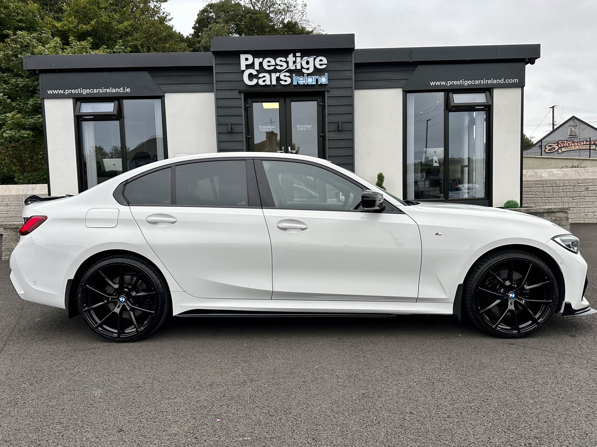 BMW 3 Series SALOON in Tyrone