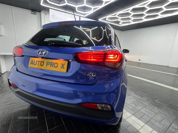 Hyundai i20 HATCHBACK in Antrim