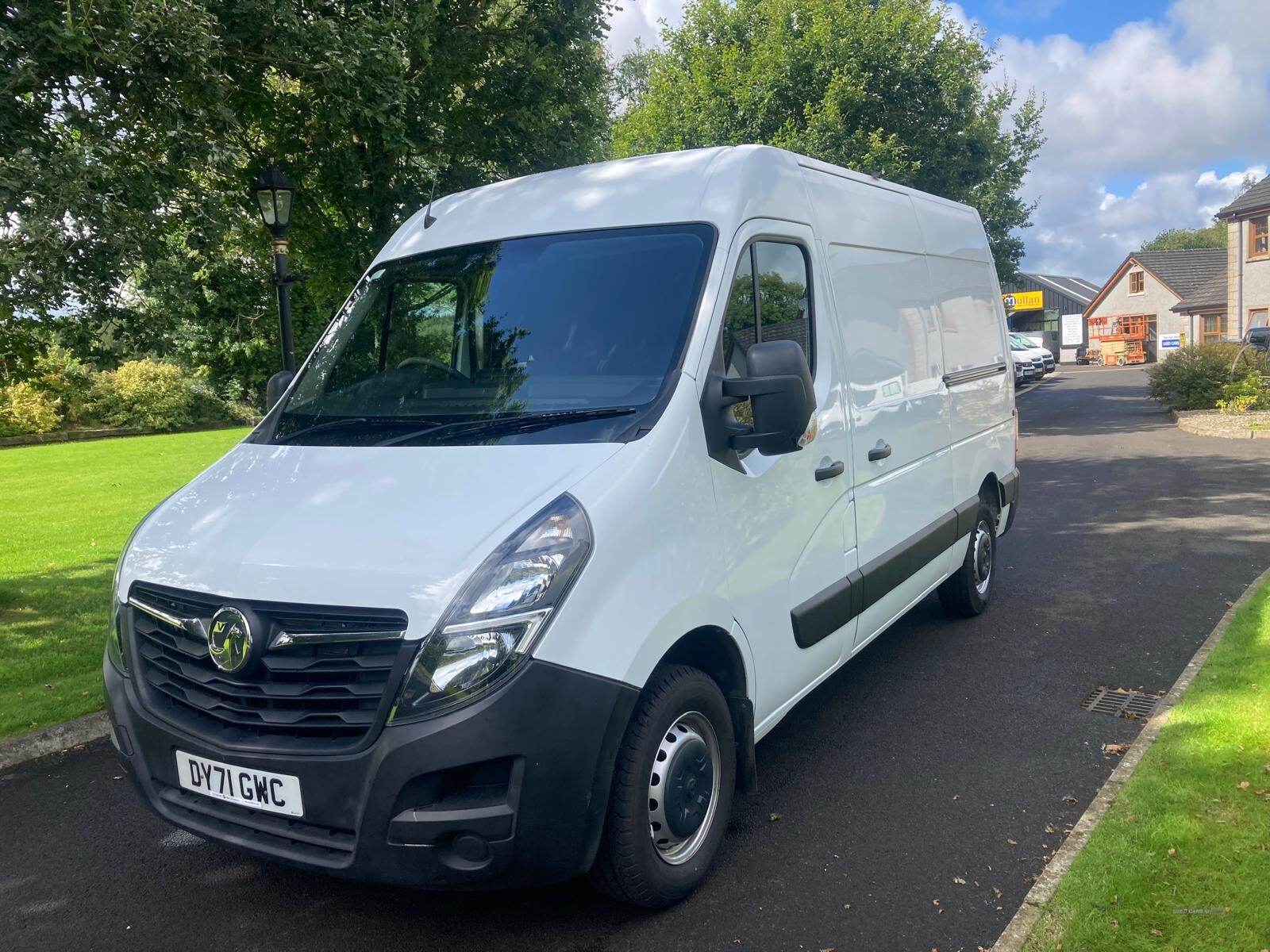 Vauxhall Movano 3500 L2 DIESEL FWD in Derry / Londonderry