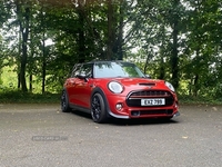 MINI Hatch 2.0 Cooper S 3dr in Down