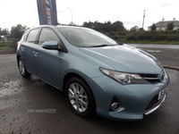 Toyota Auris HATCHBACK in Down