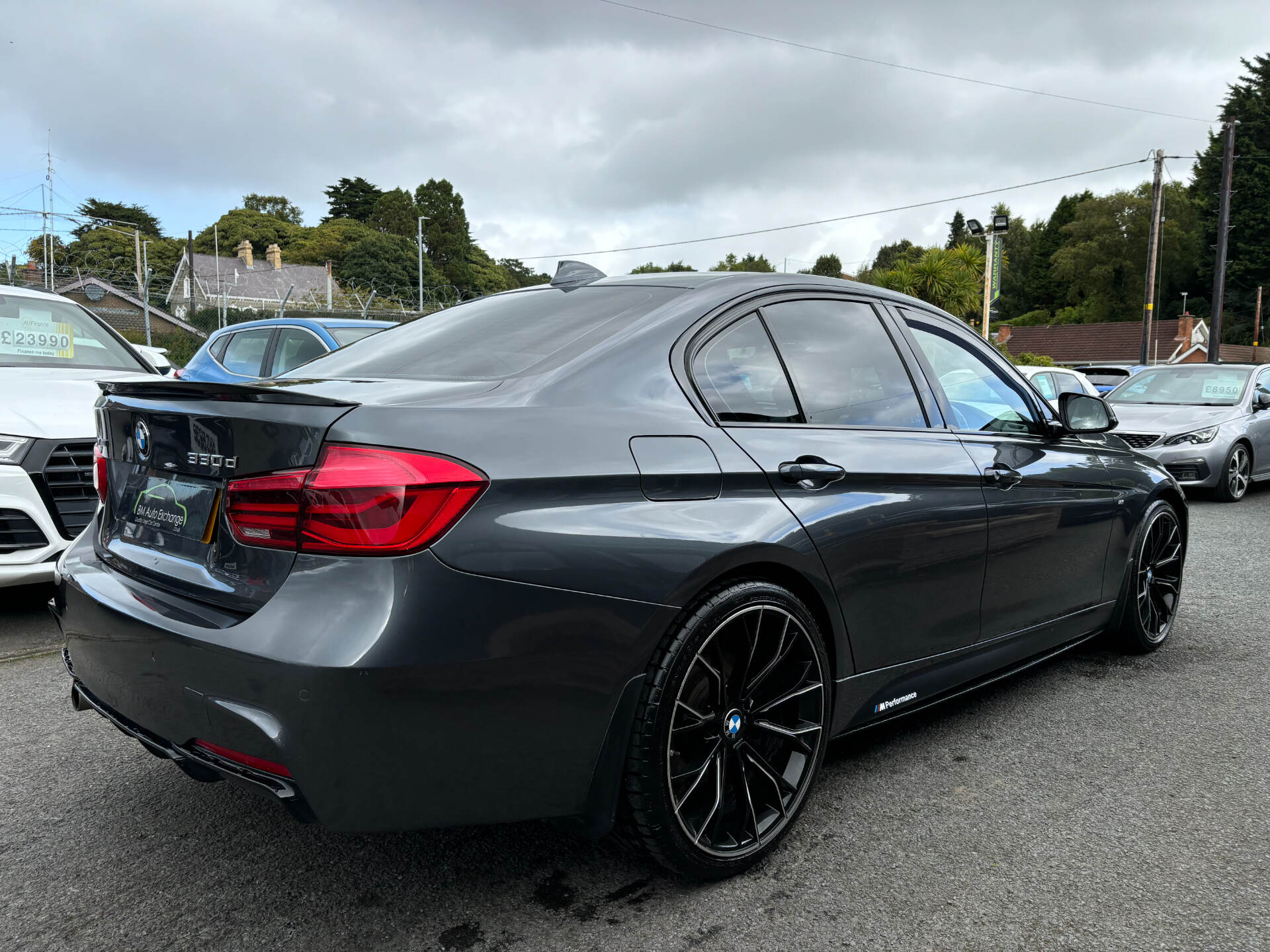 BMW 3 Series DIESEL SALOON in Down