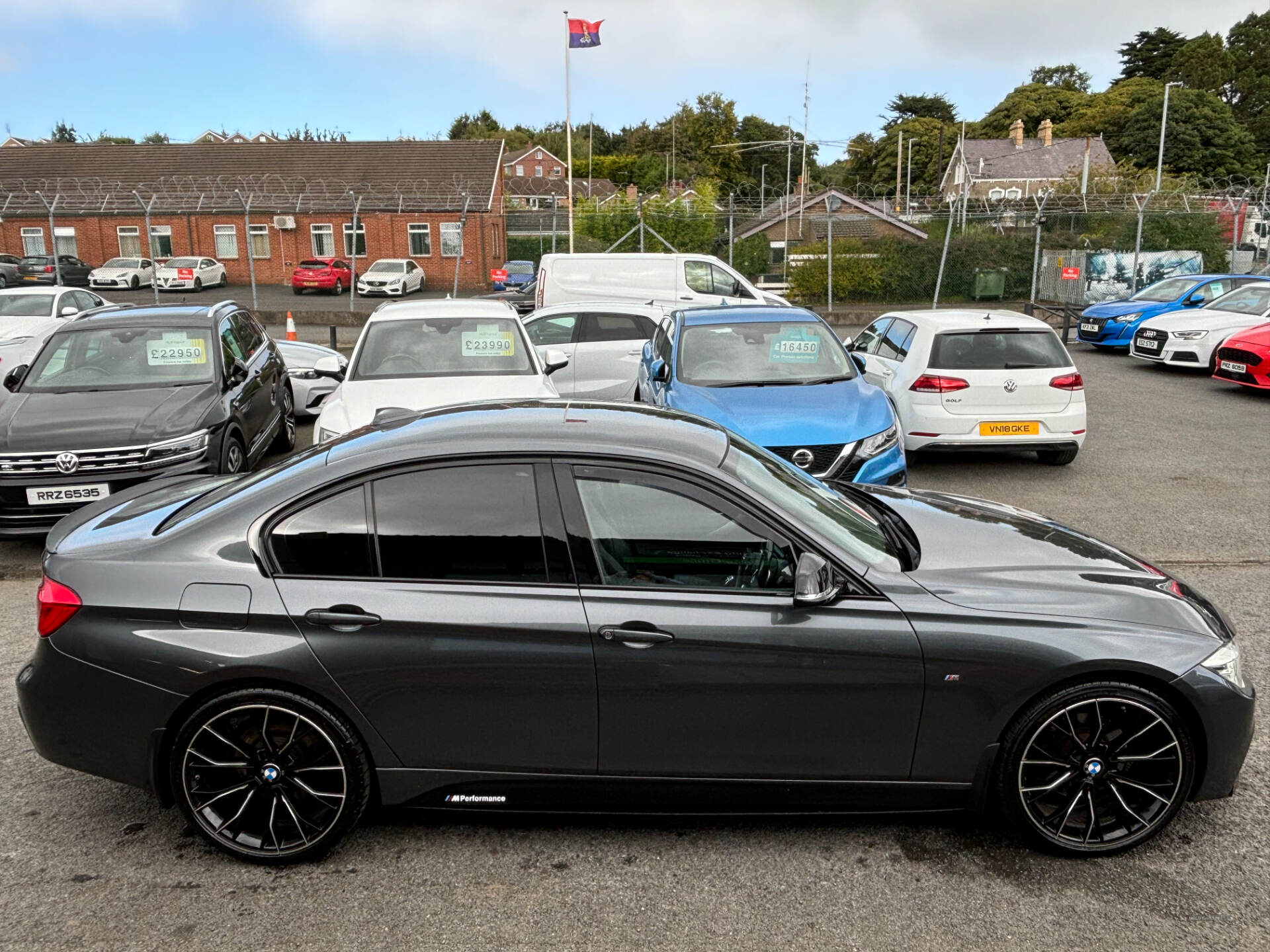 BMW 3 Series DIESEL SALOON in Down