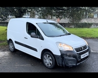 Peugeot Partner 850 1.6 BlueHDi 100 Professional Van [non SS] in Antrim