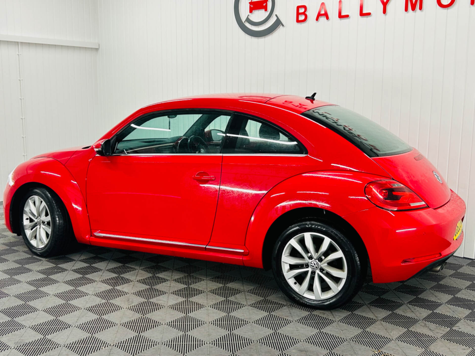 Volkswagen Beetle DIESEL HATCHBACK in Antrim