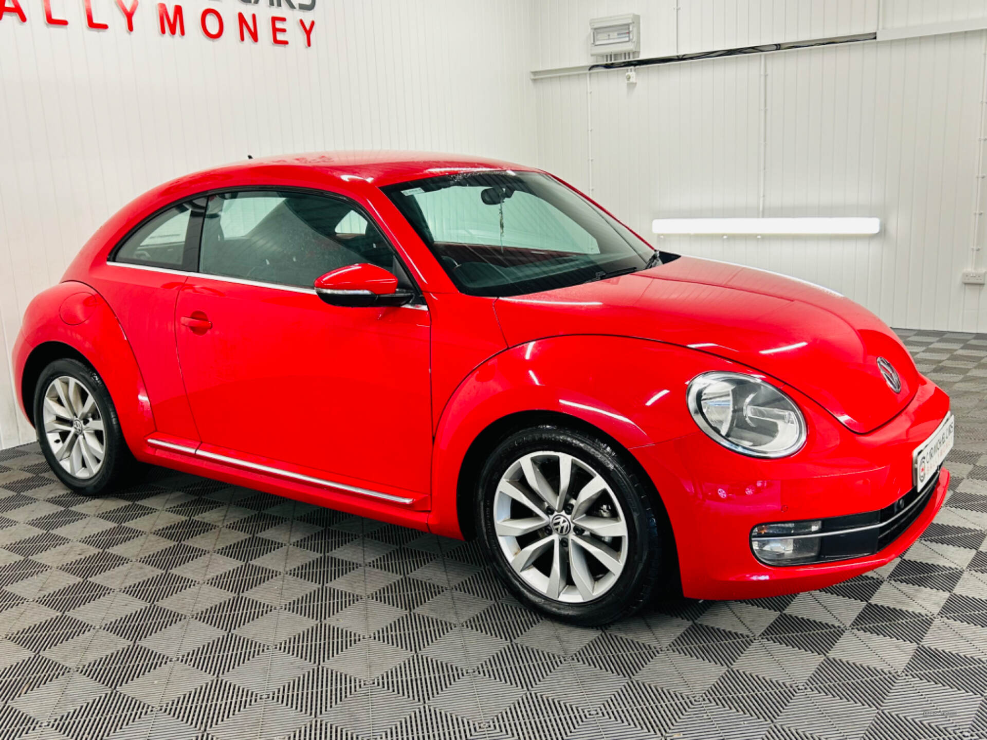 Volkswagen Beetle DIESEL HATCHBACK in Antrim