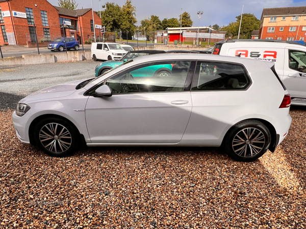 Volkswagen Golf HATCHBACK in Antrim