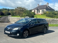 Toyota Avensis 2.0 D-4D Icon 5dr in Down