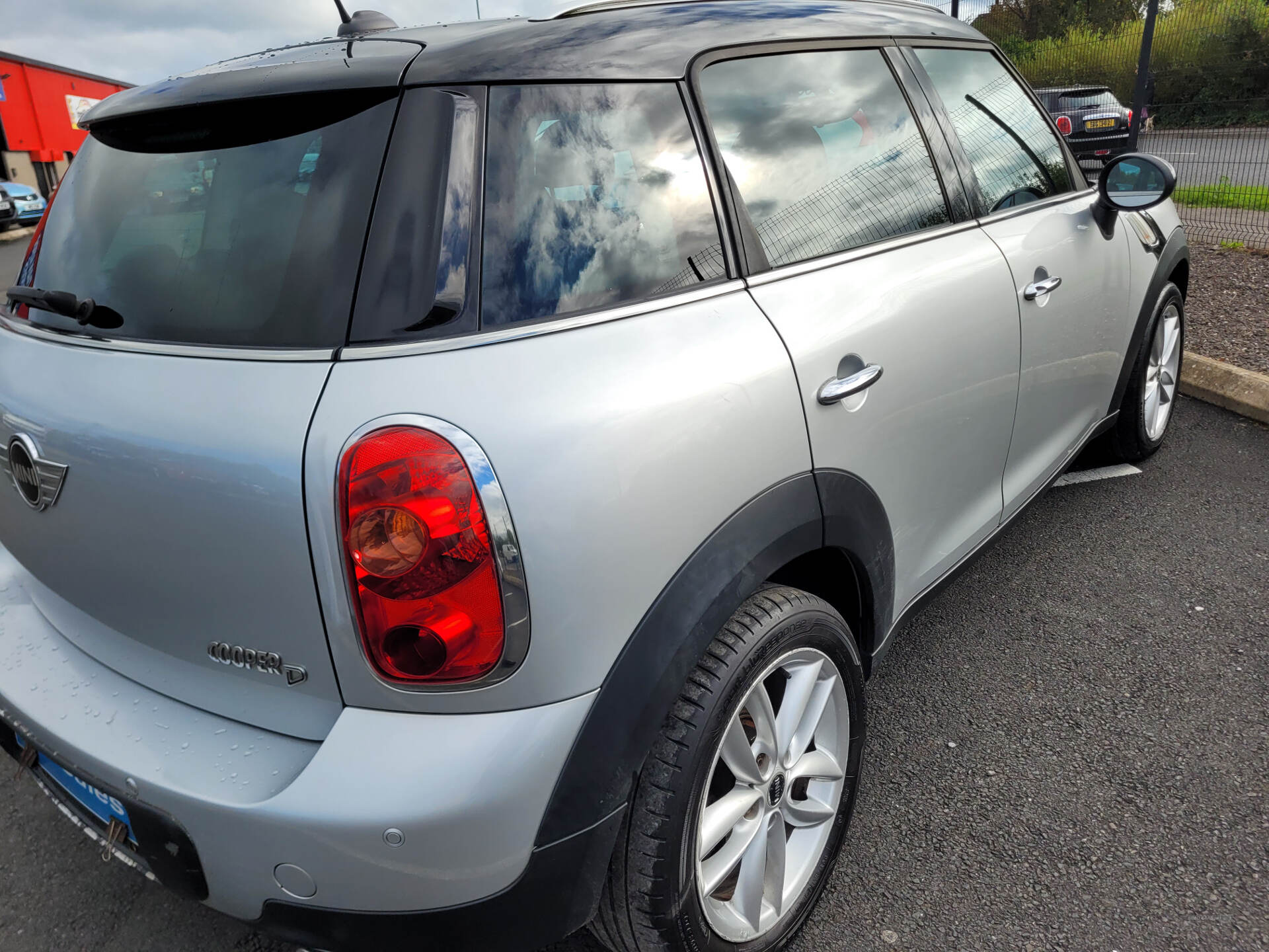 MINI Countryman DIESEL HATCHBACK in Down