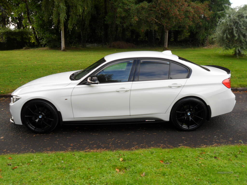 BMW 3 Series DIESEL SALOON in Derry / Londonderry