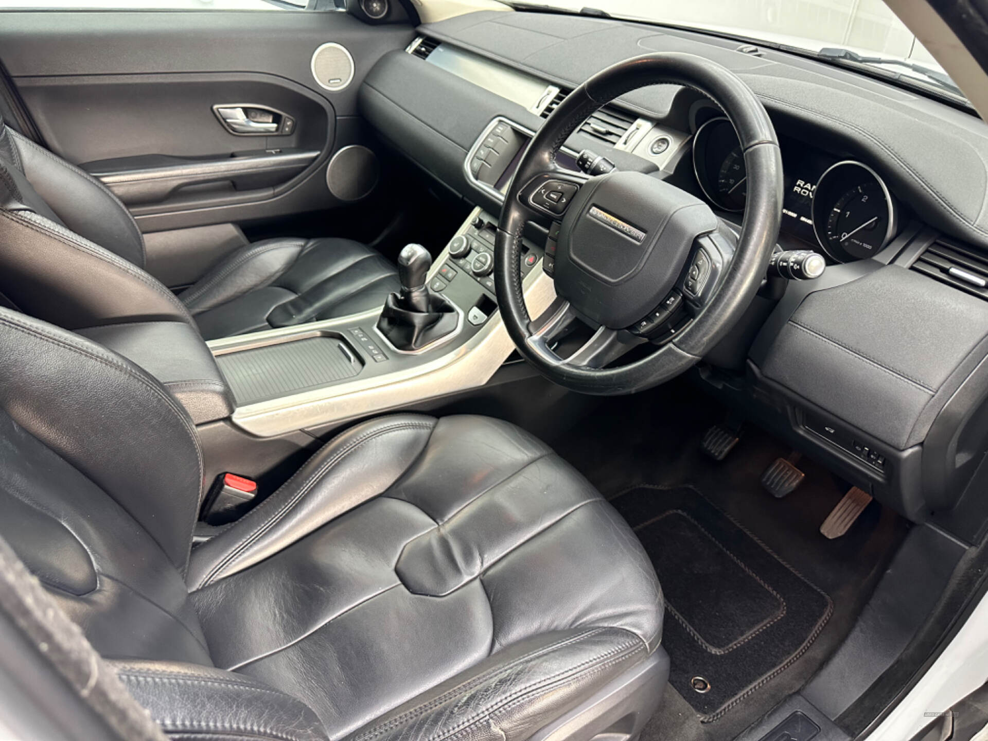 Apr 2012 Land Rover Range Rover Evoque 2.2 TD4 Pure 5dr
