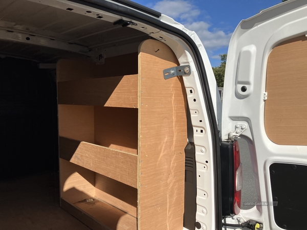 Vauxhall Combo CARGO L2 DIESEL in Down