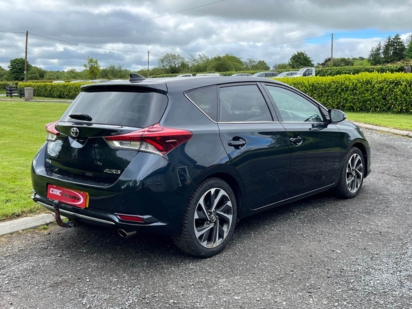 Toyota Auris DIESEL HATCHBACK in Tyrone