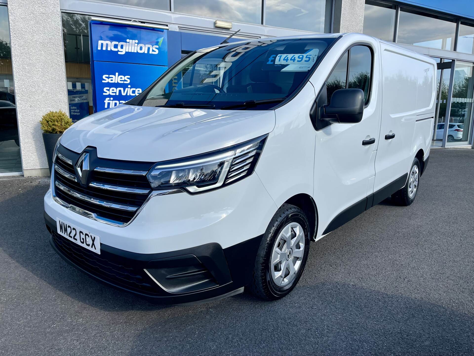 Renault Trafic SWB DIESEL in Tyrone