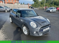 MINI Hatch Cooper 2.0 COOPER S 3d 189 BHP in Down