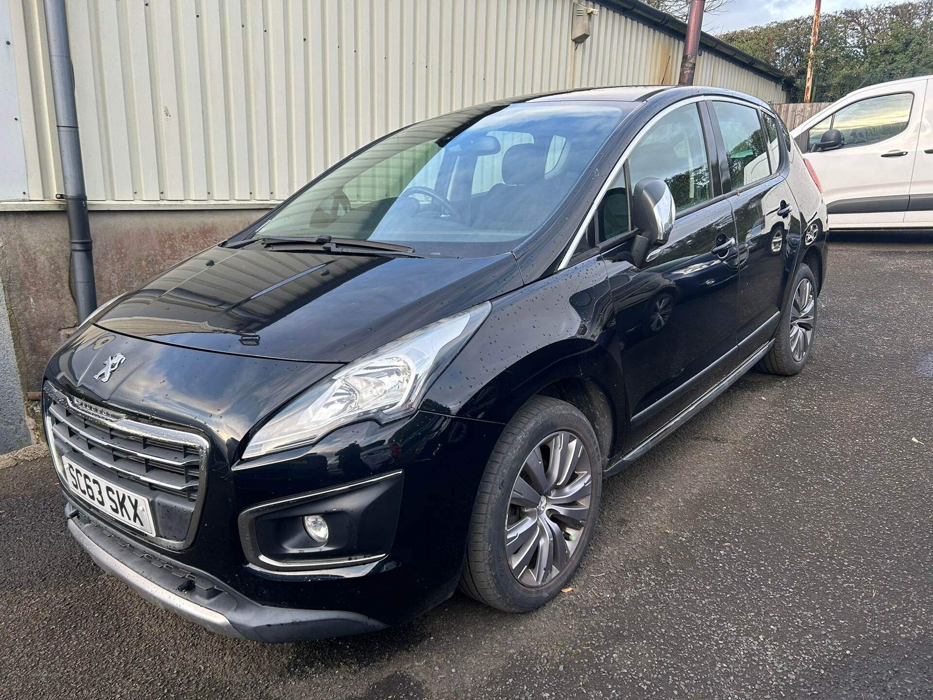 Peugeot 3008 DIESEL ESTATE in Antrim