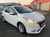 Peugeot 208 HATCHBACK in Antrim