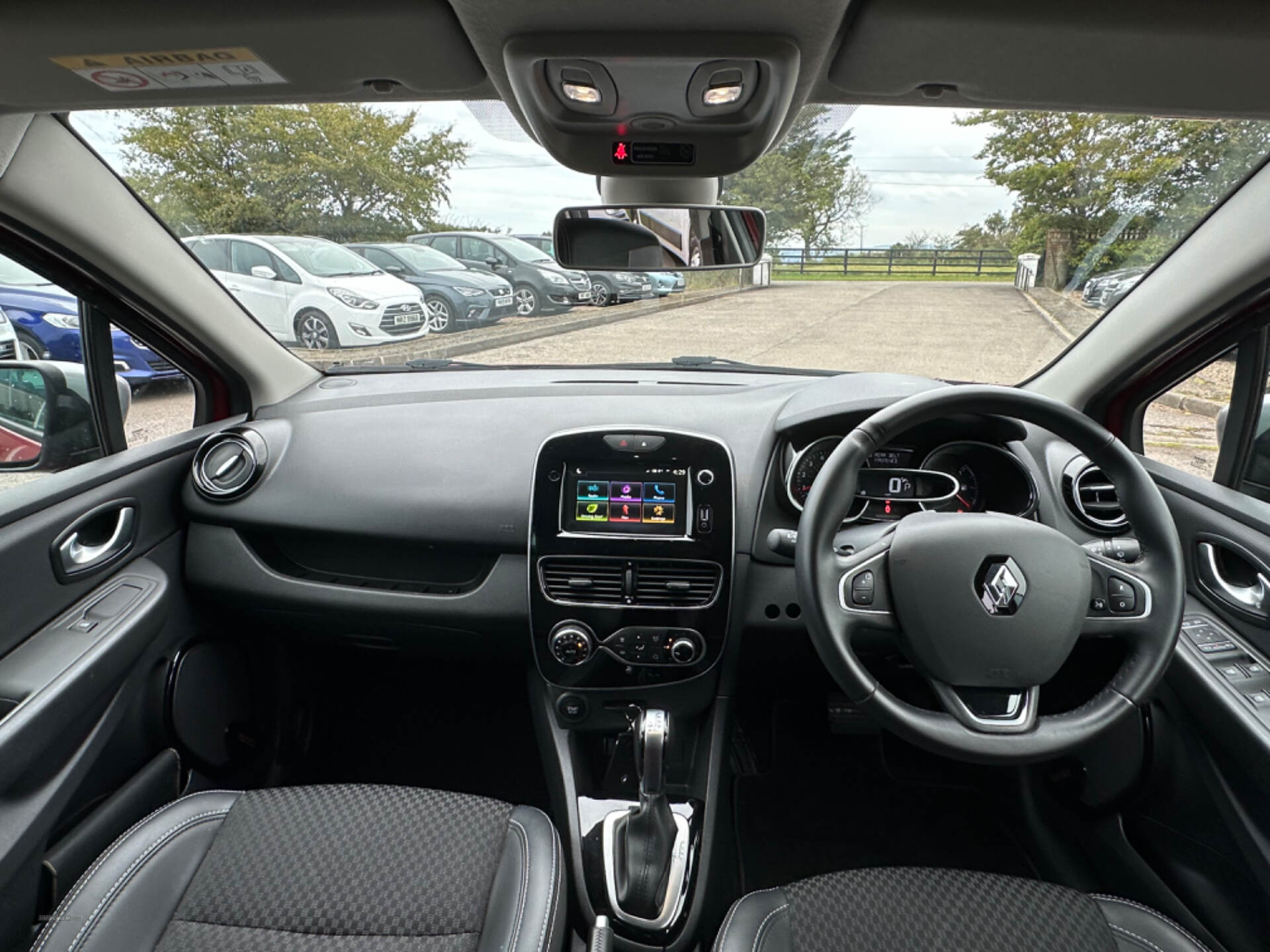 Renault Clio DIESEL HATCHBACK in Antrim