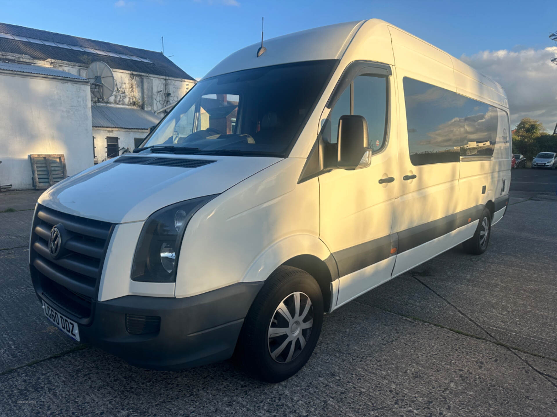 Oct 2010 Volkswagen Crafter Highline Campervan CRATER CAMPER BLUE 2.5 TDI 109 L3H2 LWB