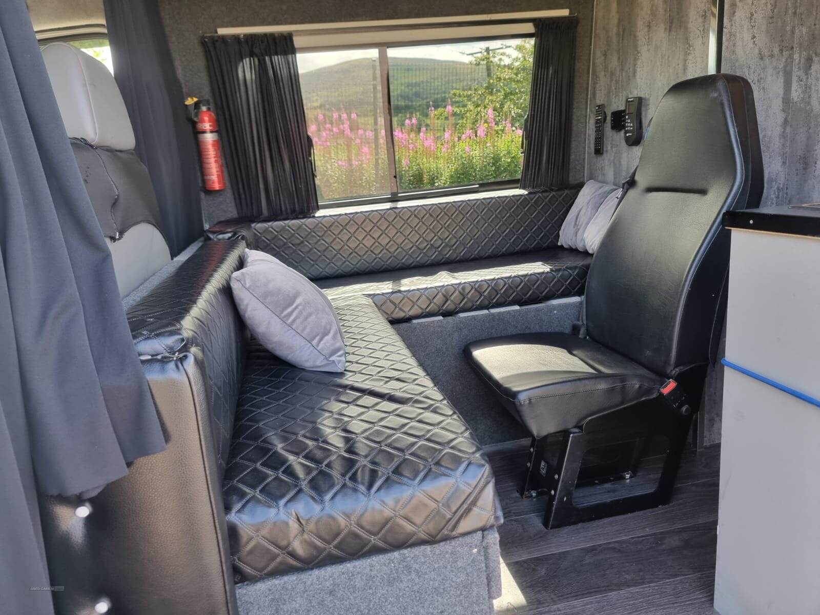 Oct 2010 Volkswagen Crafter Highline Campervan CRATER CAMPER BLUE 2.5 TDI 109 L3H2 LWB