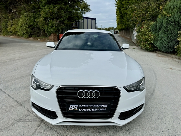 Audi A5 DIESEL SPORTBACK in Down