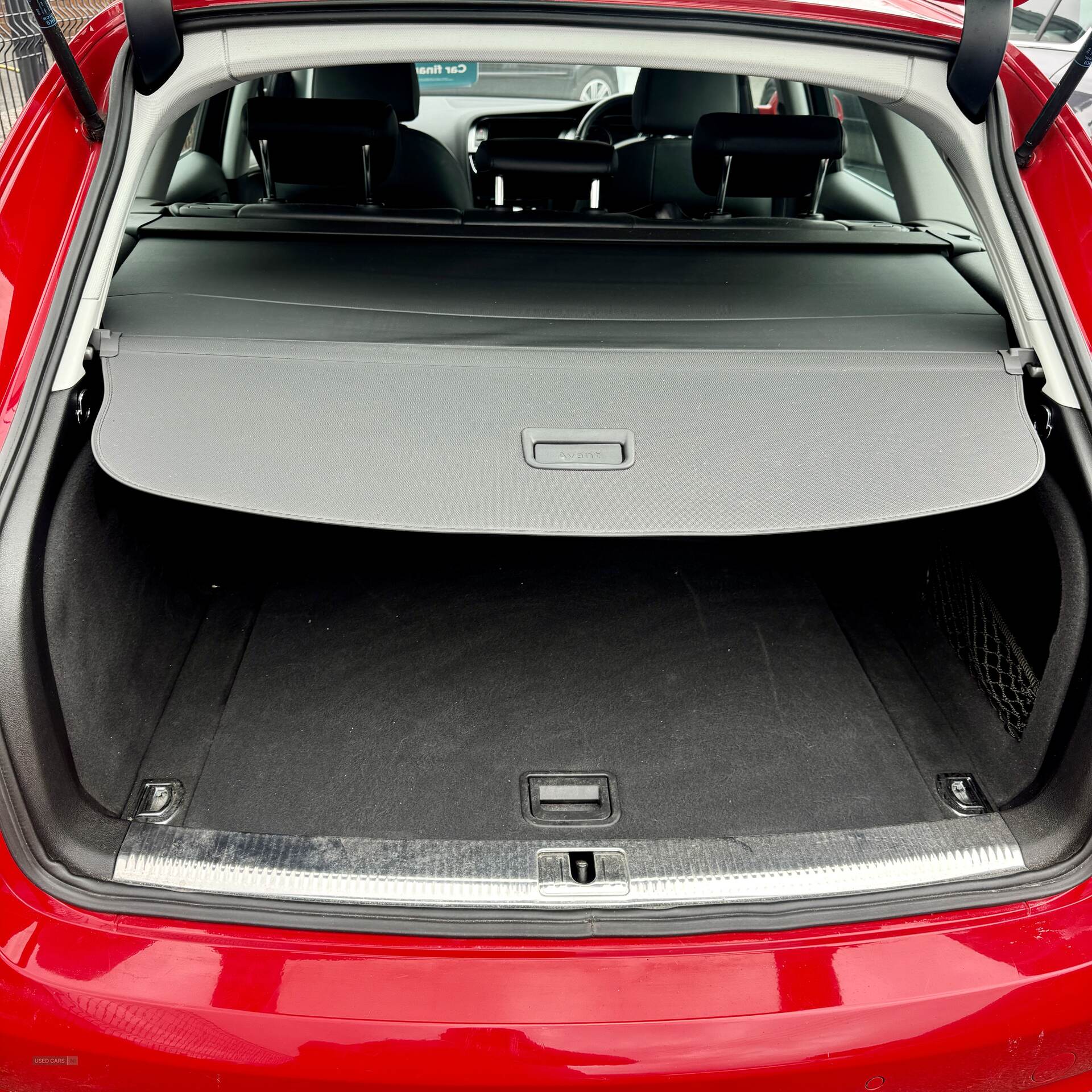 Car Thumbnail 9