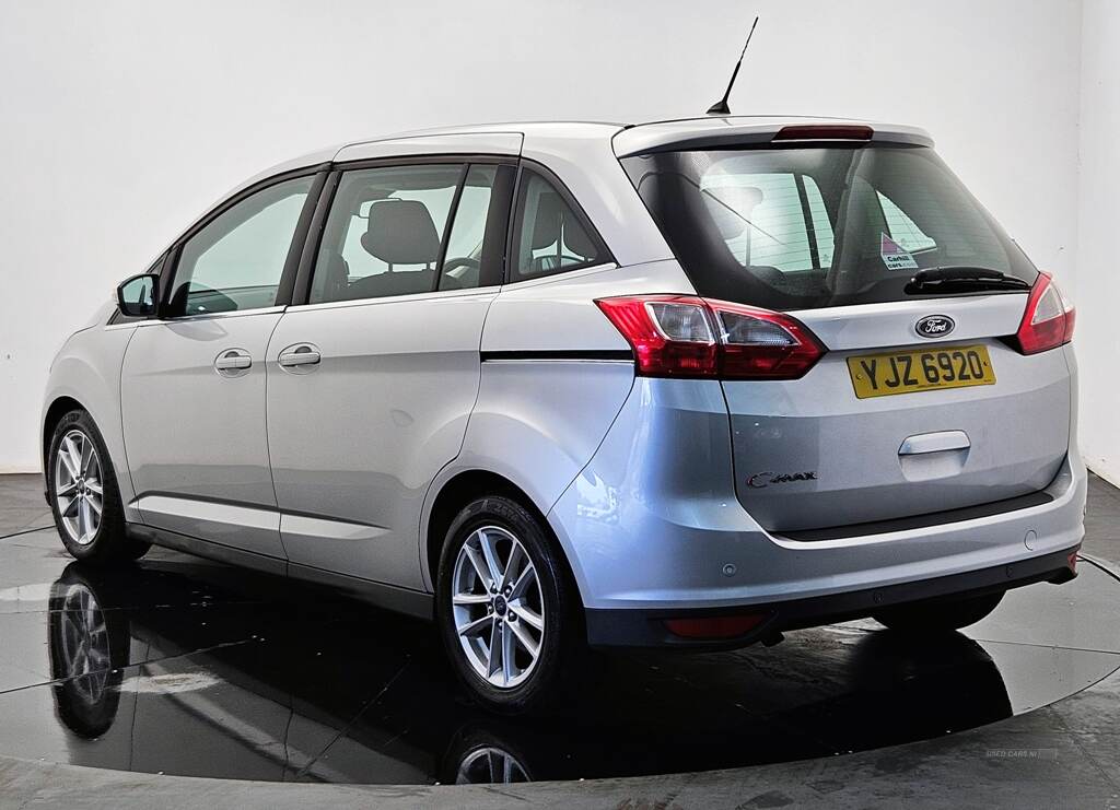 Ford Grand C-MAX Zetec in Antrim