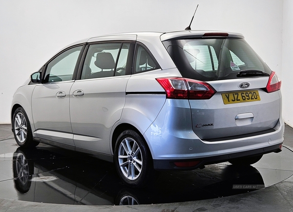 Ford Grand C-MAX Zetec in Antrim