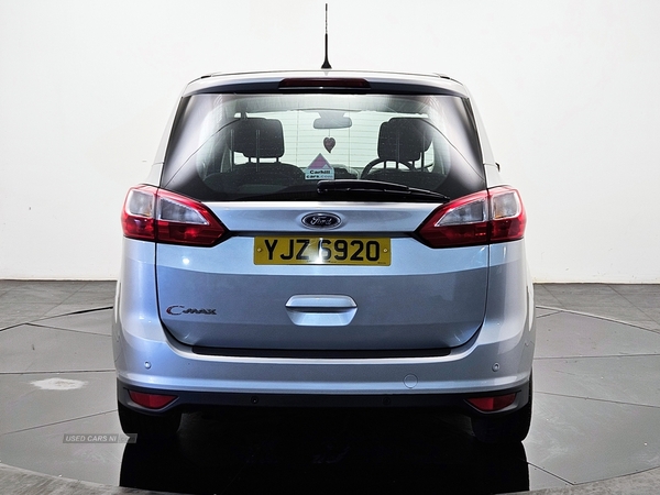 Ford Grand C-MAX Zetec in Antrim