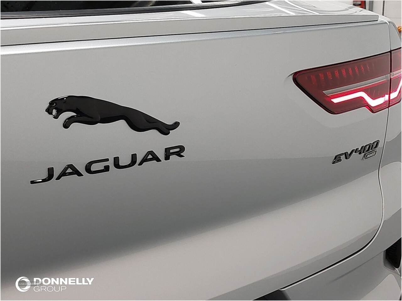 Mar 2022 Jaguar i-Pace 294kW EV400 HSE Black 90kWh 5dr Auto 11kW Charger