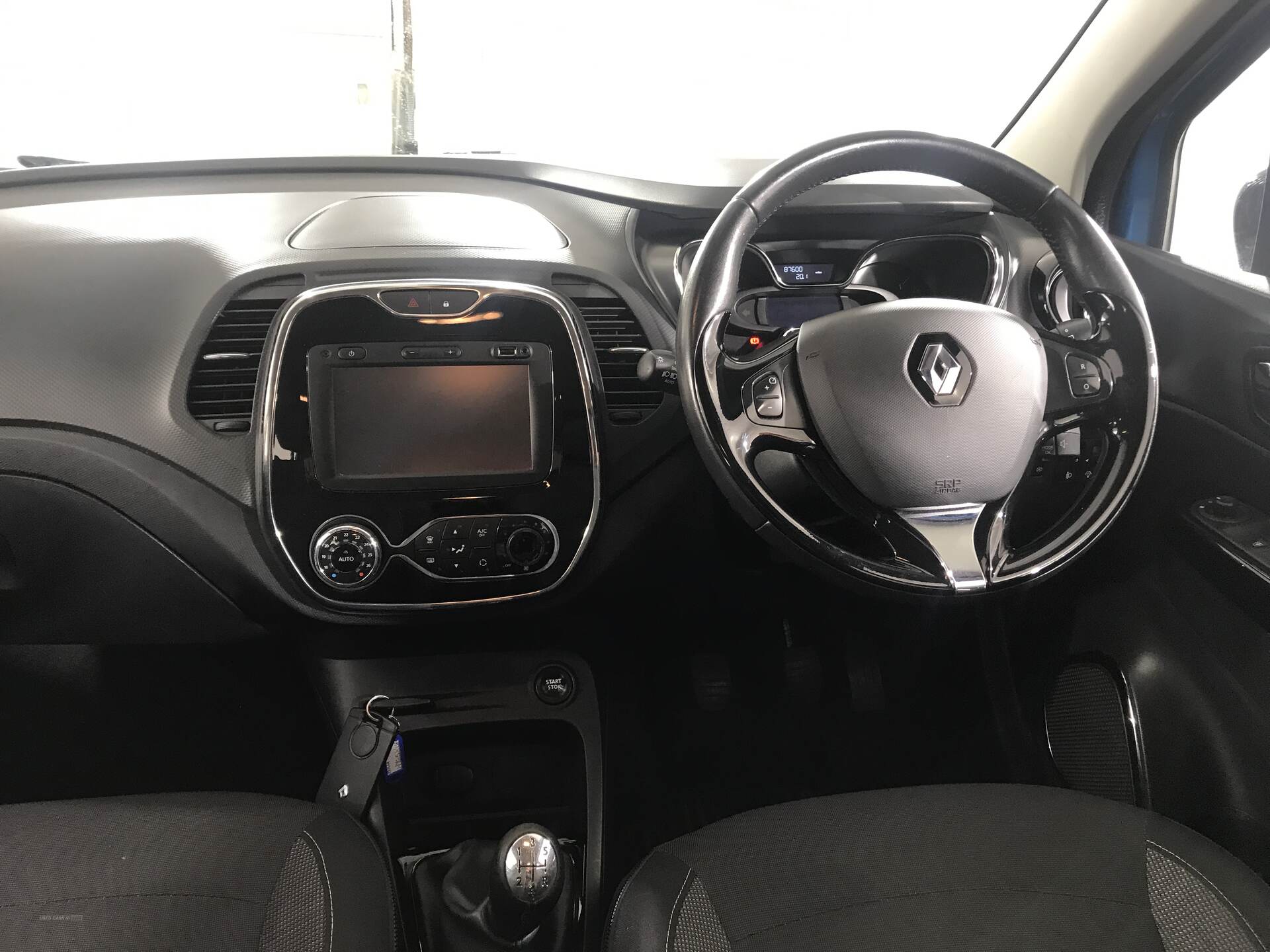 Renault Captur DIESEL HATCHBACK in Antrim