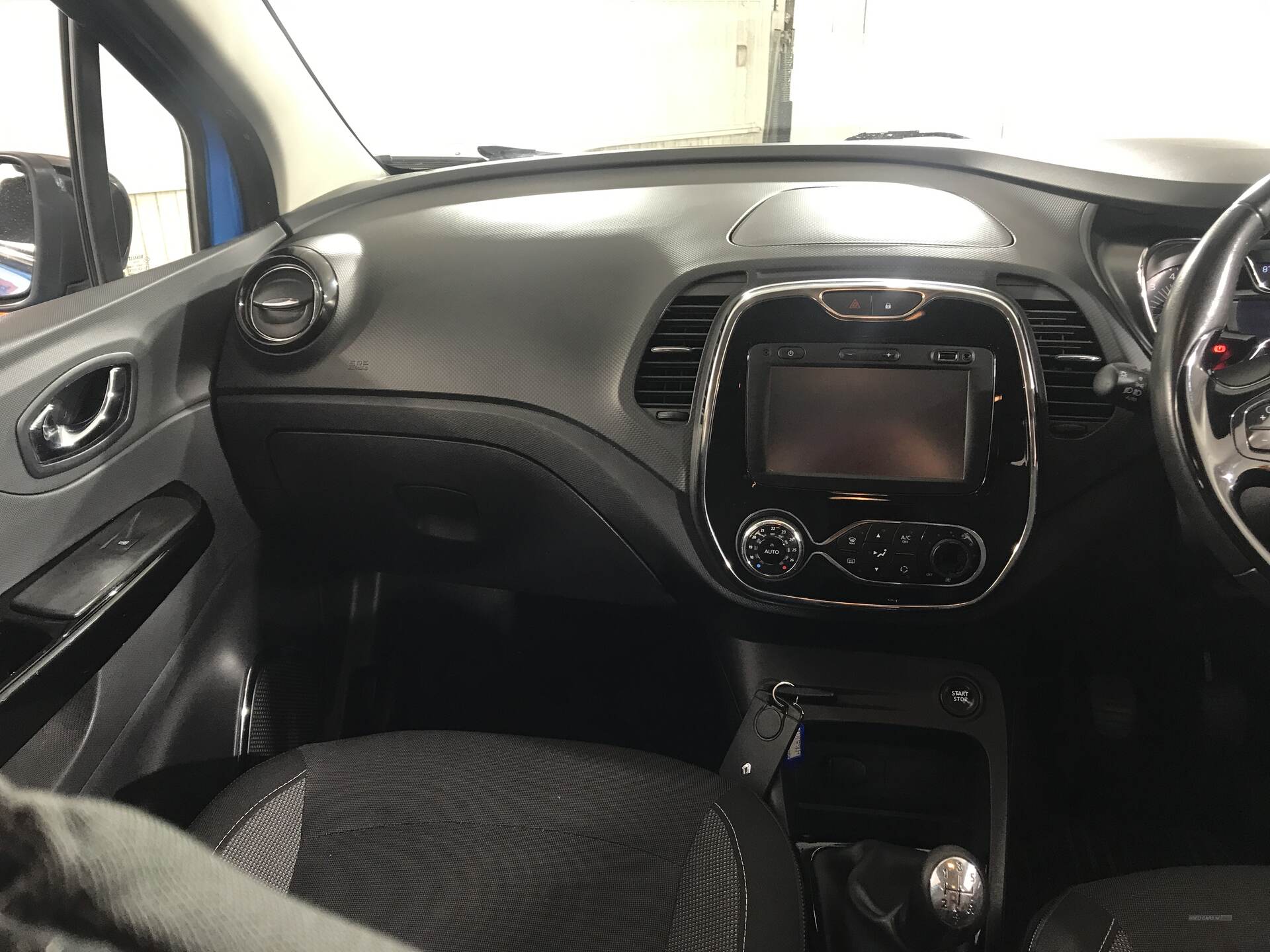 Renault Captur DIESEL HATCHBACK in Antrim