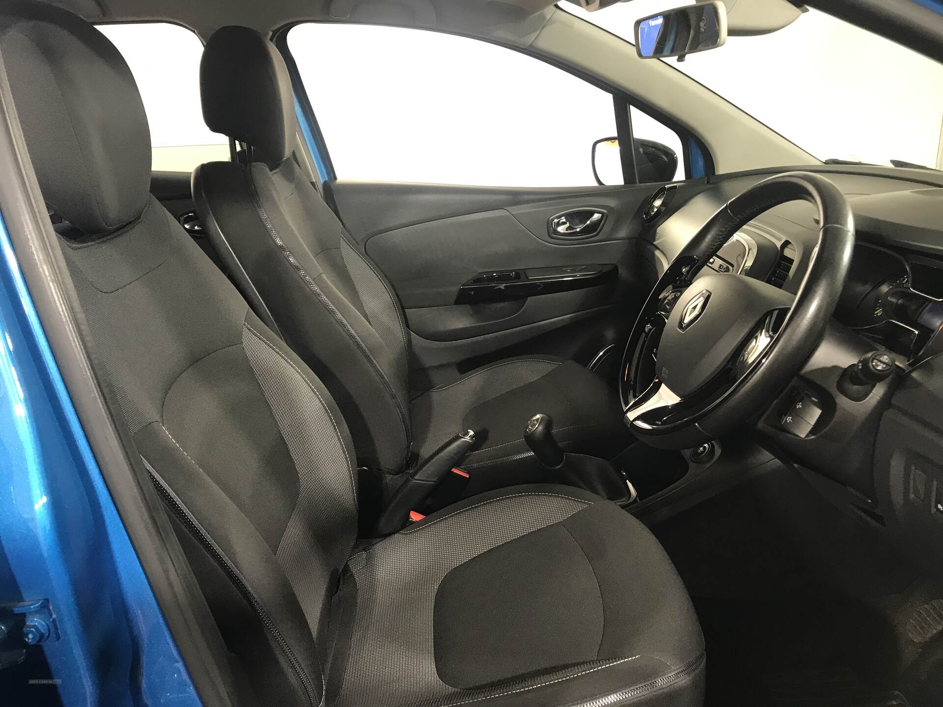 Renault Captur DIESEL HATCHBACK in Antrim