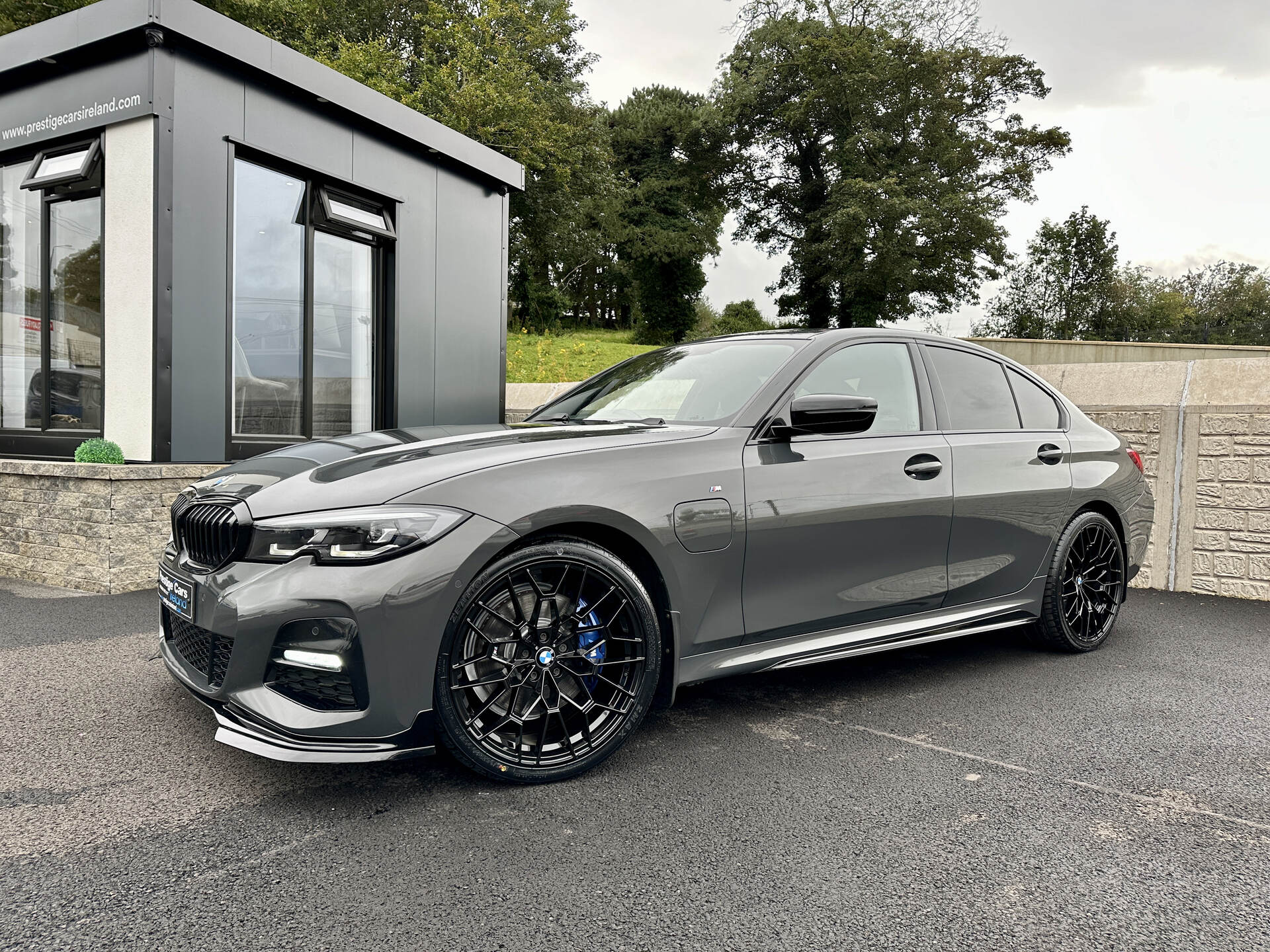 BMW 3 Series SALOON SPECIAL EDITIONS in Tyrone