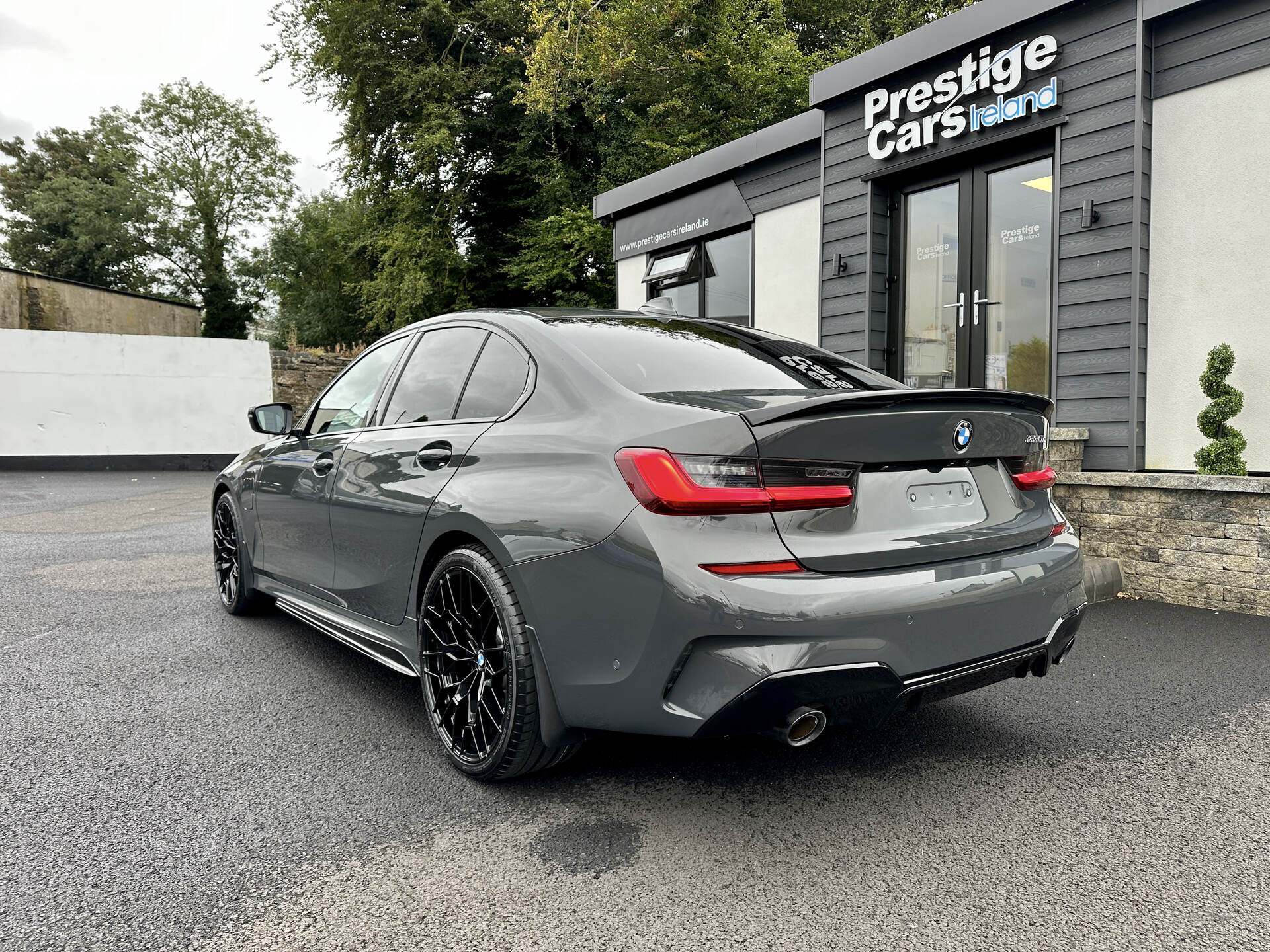 BMW 3 Series SALOON SPECIAL EDITIONS in Tyrone