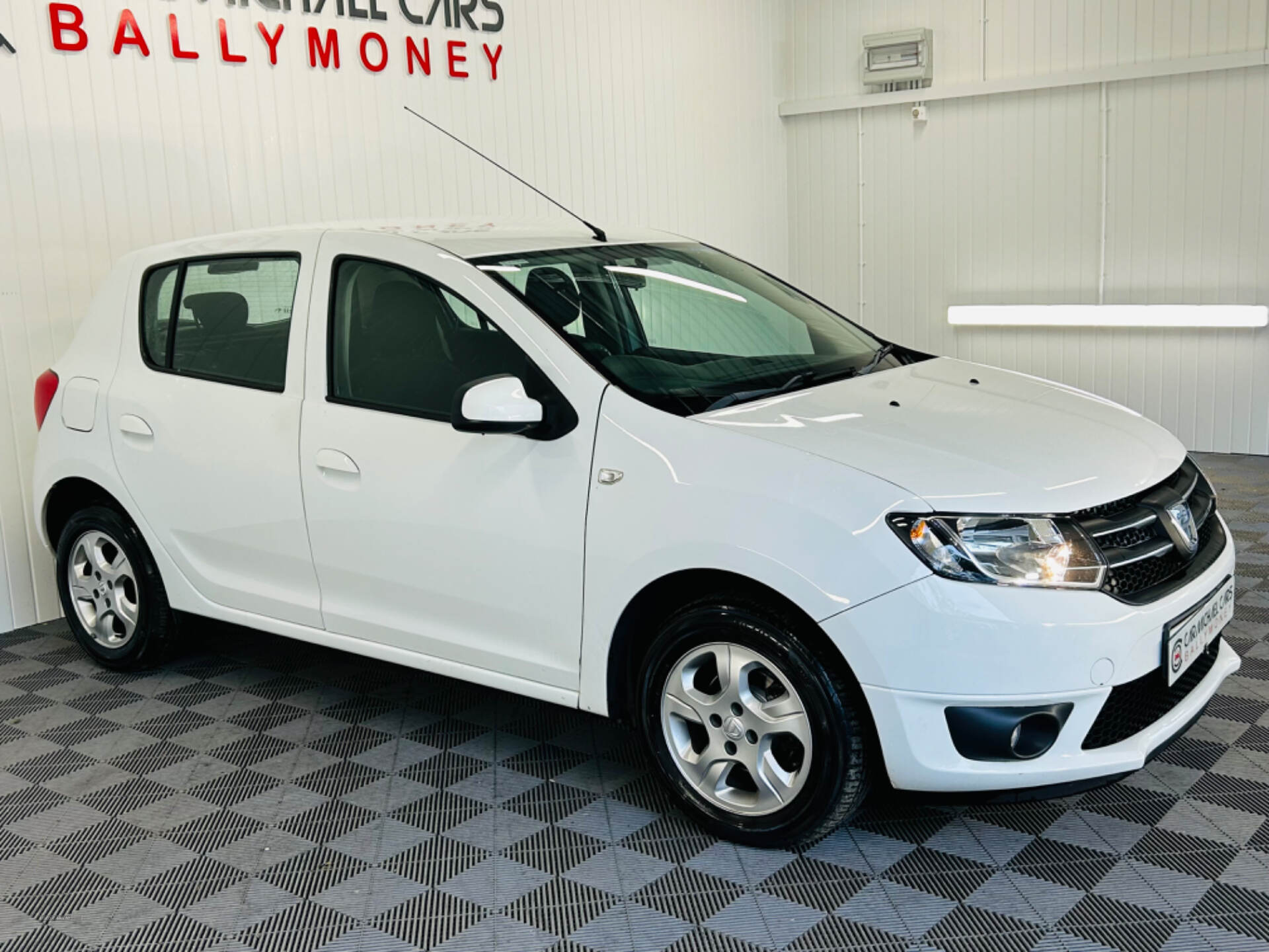 Dacia Sandero HATCHBACK in Antrim