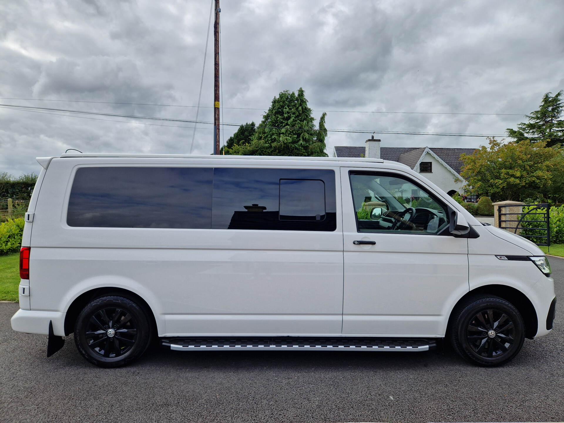 Volkswagen Transporter T30 LWB DIESEL in Down