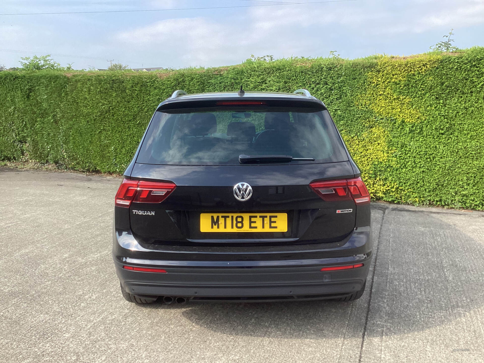 Volkswagen Tiguan DIESEL ESTATE in Down