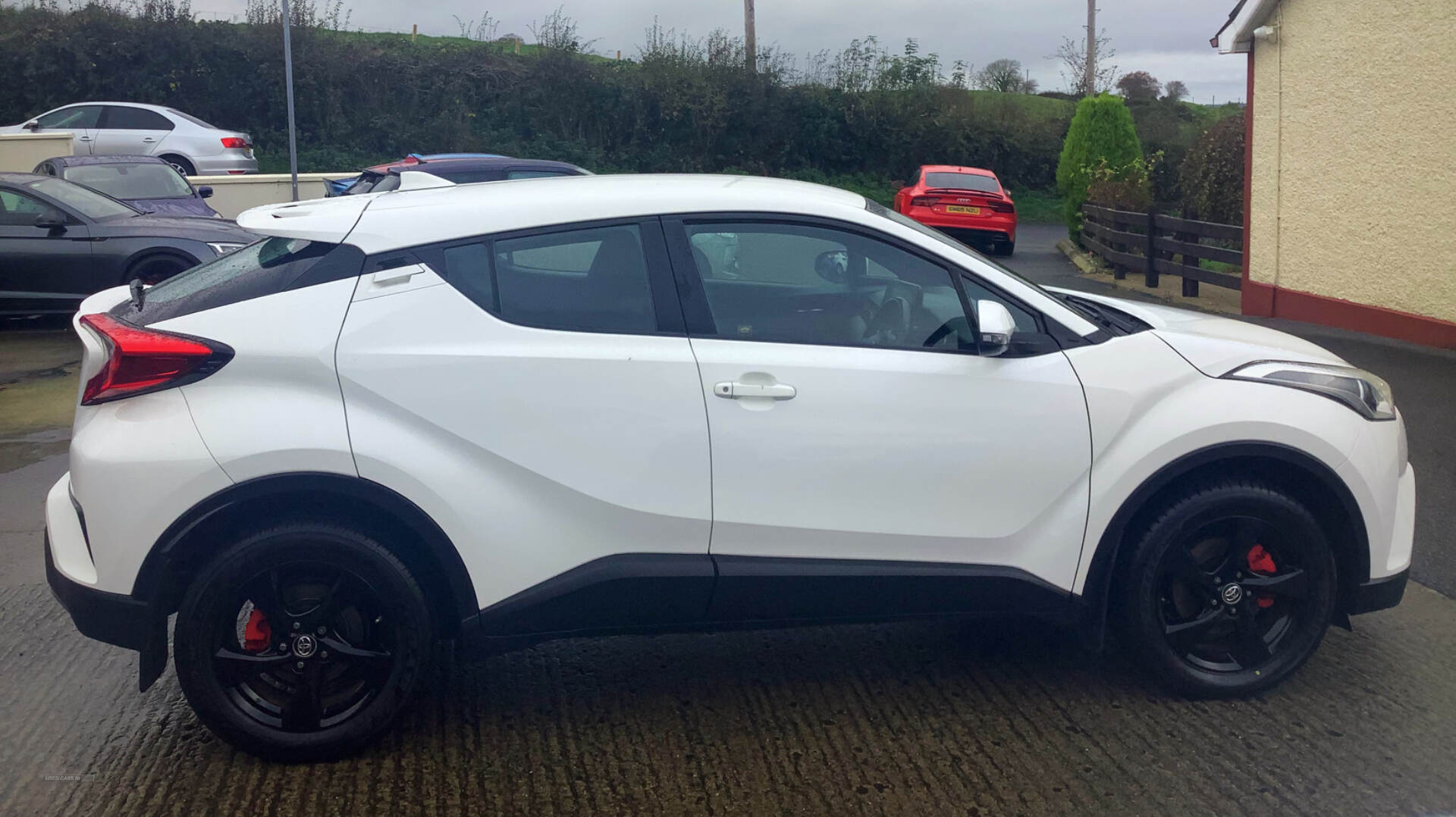 Jun 2017 Toyota C-HR 1.2T Icon 5dr